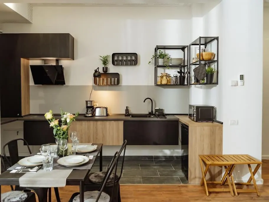Central 8 Apartment - New Building & Parking Bucharest