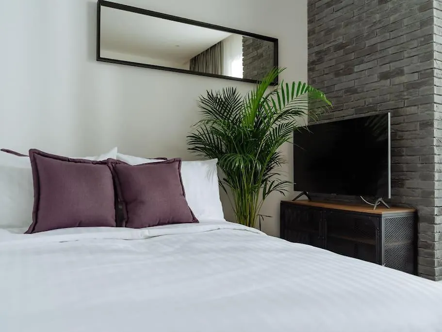 Central 8 Apartment - New Building & Parking Bucharest 0*,  Romania