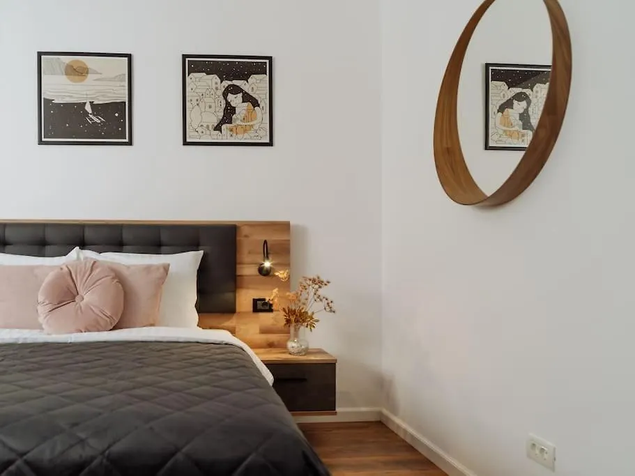 Central 8 Apartment - New Building & Parking Bucharest