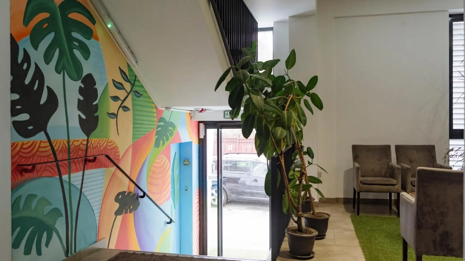 Central 8 Apartment - New Building & Parking Bucharest Romania