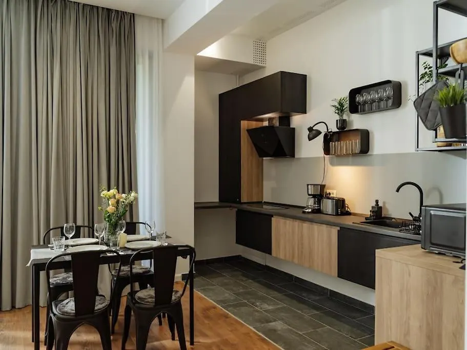 Central 8 Apartment - New Building & Parking Bucharest Romania