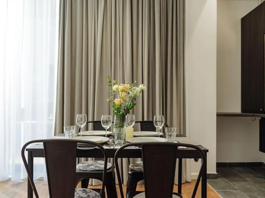 Central 8 Apartment - New Building & Parking Bucharest